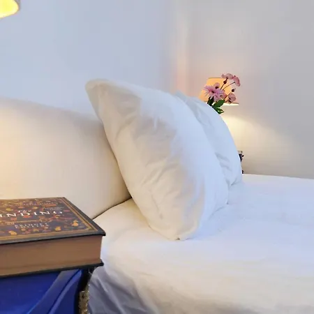 Luminoso Con Piscina Y Aparcamiento