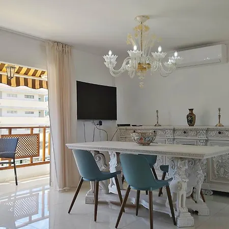 Lejlighed Luminoso Con Piscina Y Aparcamiento