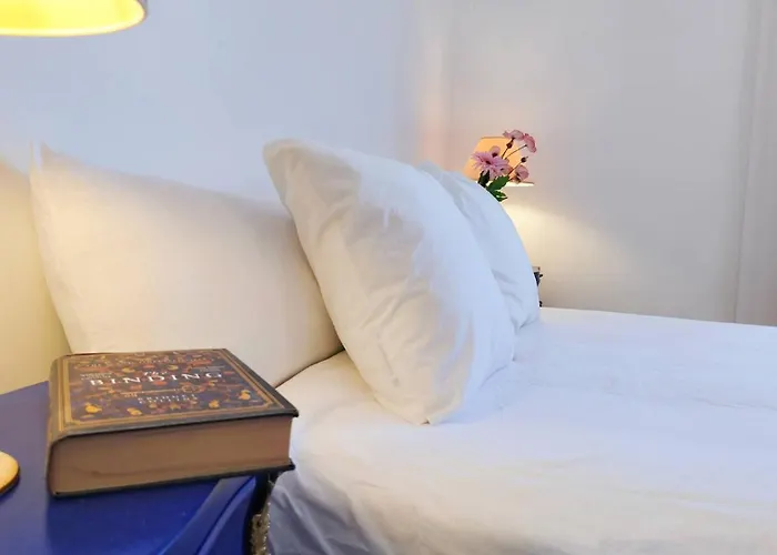 Luminoso Con Piscina Y Aparcamiento